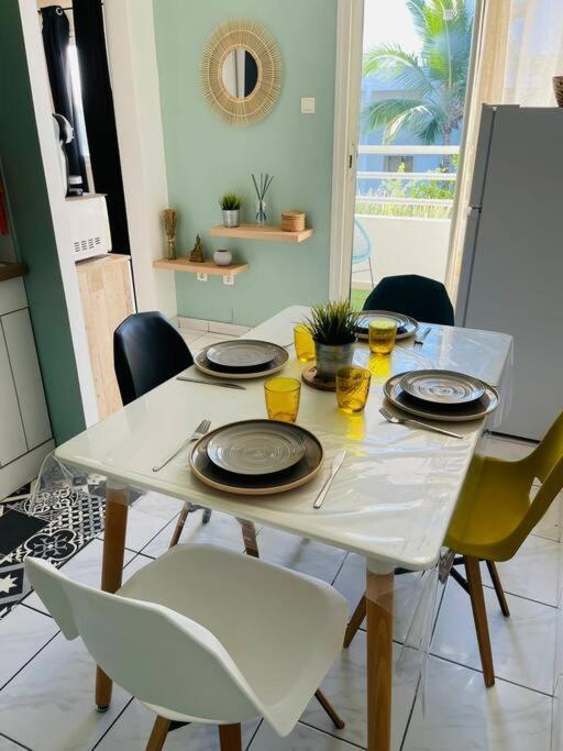 Appartement Idealement Situe Sur Boucan Canot Saint-Gilles-les Bains Exterior foto